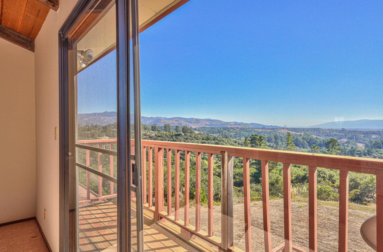 8640 Coker Road Salinas, CA 93907 - Photo 33 of 50 a view of a balcony with furniture