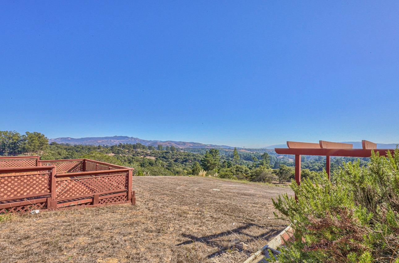 8640 Coker Road Salinas, CA 93907 - Photo 46 of 50 a view of a terrace with a yard