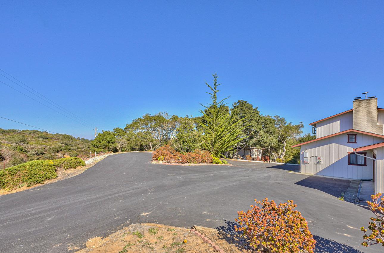 8640 Coker Road Salinas, CA 93907 - Photo 48 of 50 a view of a street with a building in the background