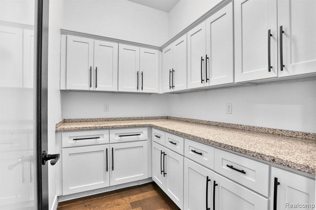 21965 Rio Grande Drive Macomb, MI 48044 - Photo 27 of 45 Gallery Image 27