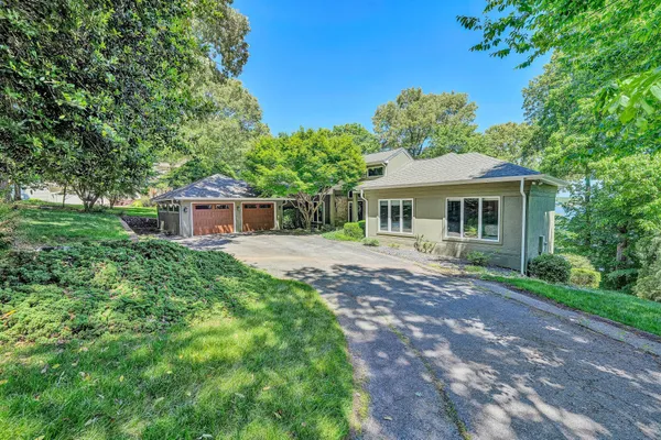 $1,975,000 | 311 Morningwood Lane, Wirtz, VA 24184