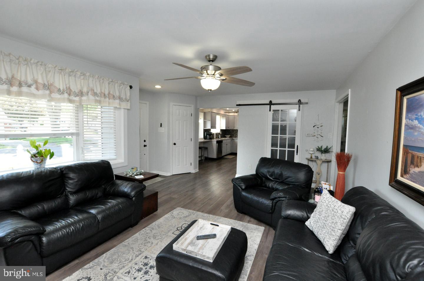 407 Oak Street Riverside, NJ 08075 - Photo 6 of 29