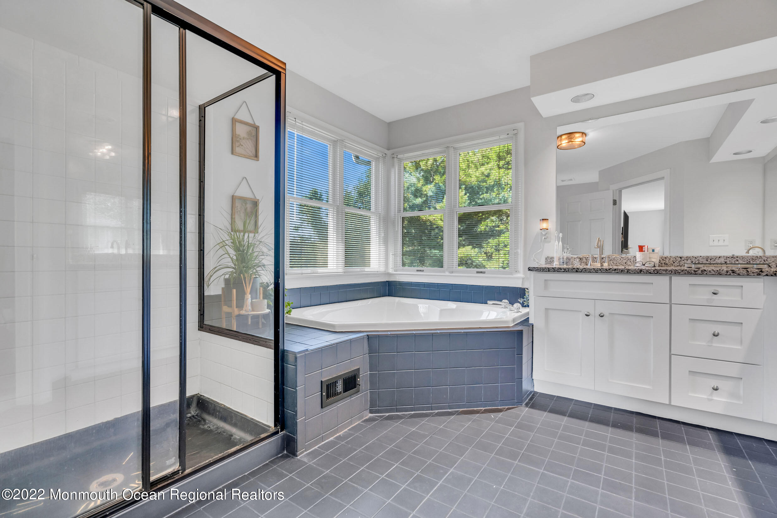 7 Brookwood Road Mount Laurel, NJ 08054 - Photo 47 of 52 5 (38)