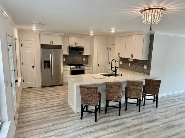 $3,650 | 3019 Morningdale Drive, Mount Pleasant, SC 29466