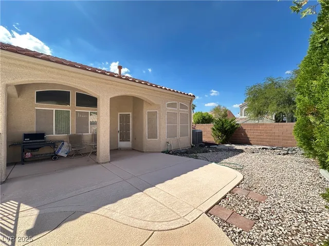 $2,587 | 2414 Moonstar Lane, Henderson, NV 89052