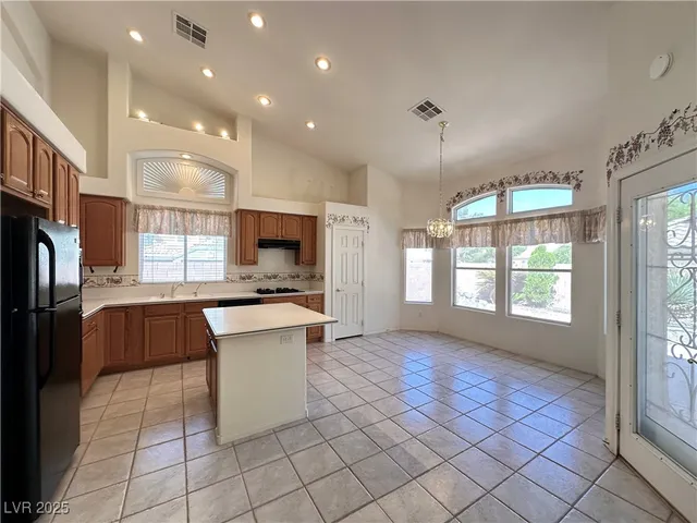 $2,587 | 2414 Moonstar Lane, Henderson, NV 89052