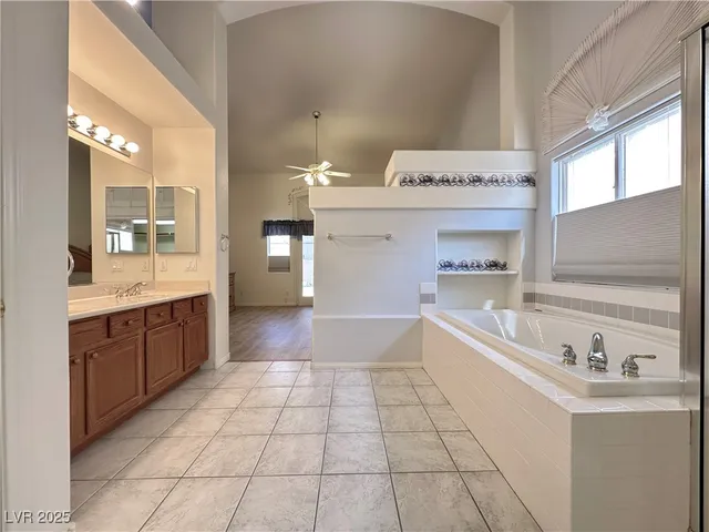 $2,587 | 2414 Moonstar Lane, Henderson, NV 89052