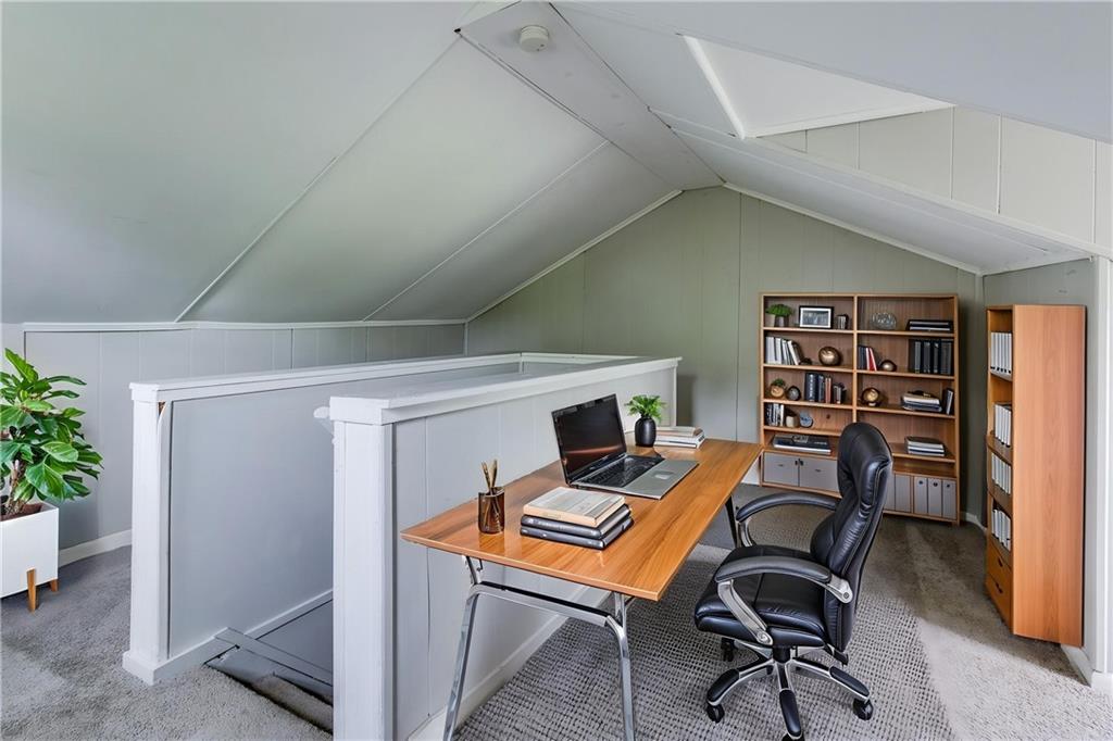 1931 Federal Street Extension Pittsburgh, PA 15212 - Photo 30 of 32 a workspace with furniture and a window