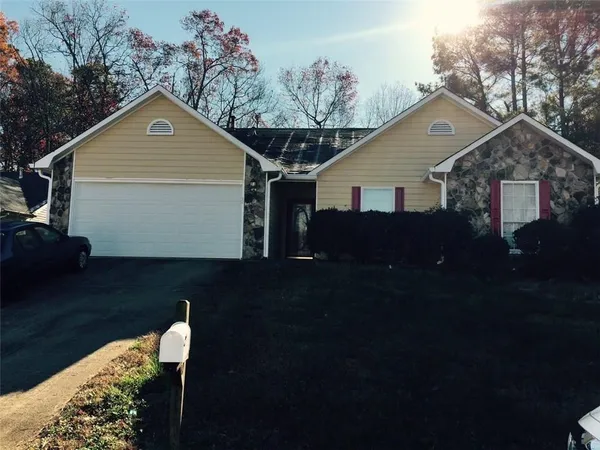$1,850 | 930 Misty Creek Court, Lawrenceville, GA 30043