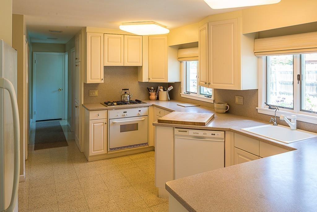 2 Preston Beach Road Marblehead, MA 01945 - Photo 8 of 23