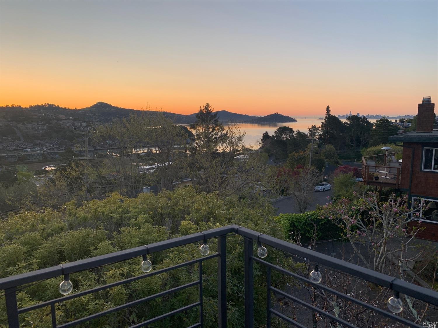 136 Reed Boulevard Mill Valley, CA 94941 - Photo 22 of 25