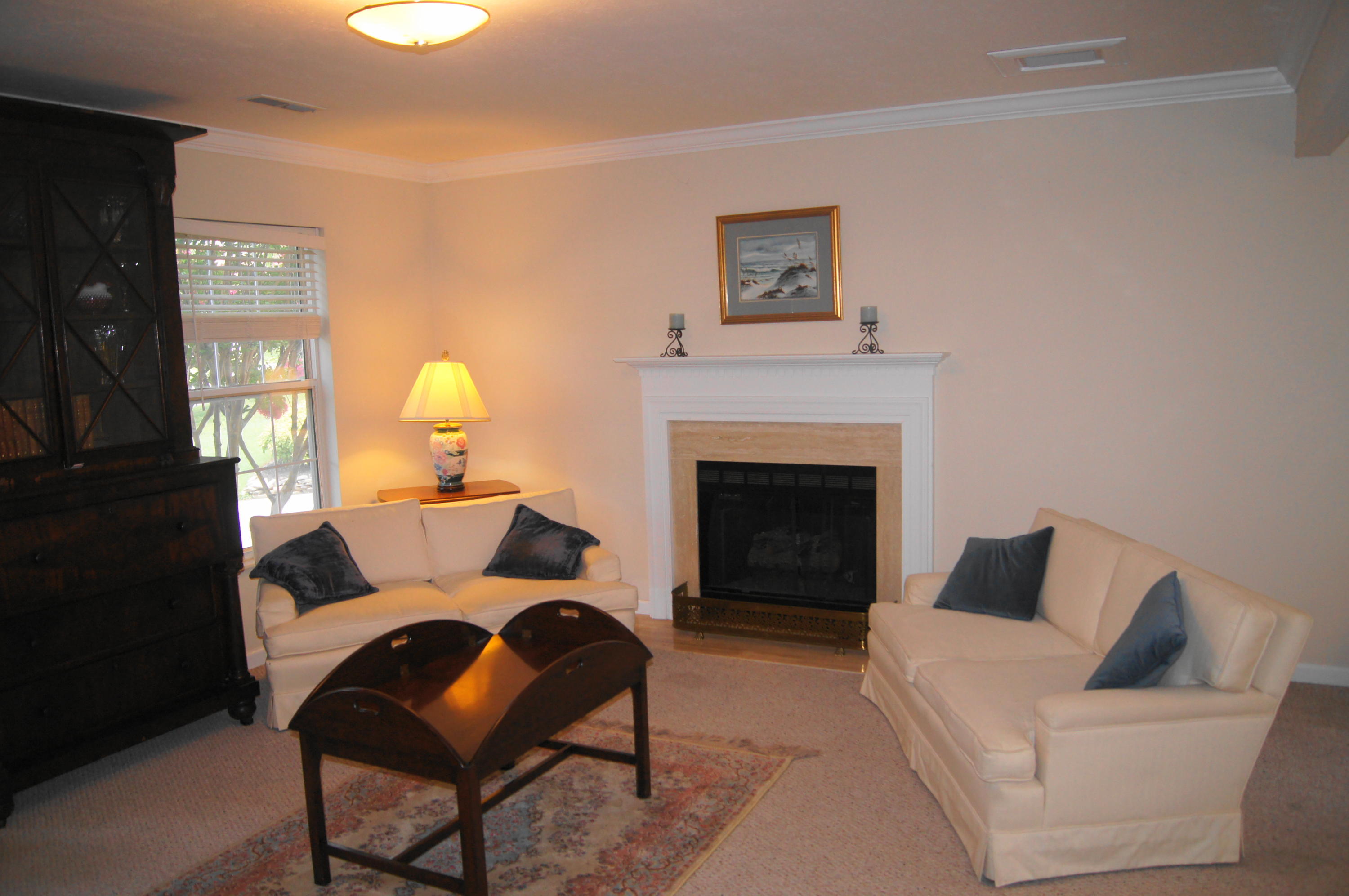 712 Station View Road Knoxville, TN 37919 - Photo 27 of 27 Living Room 2