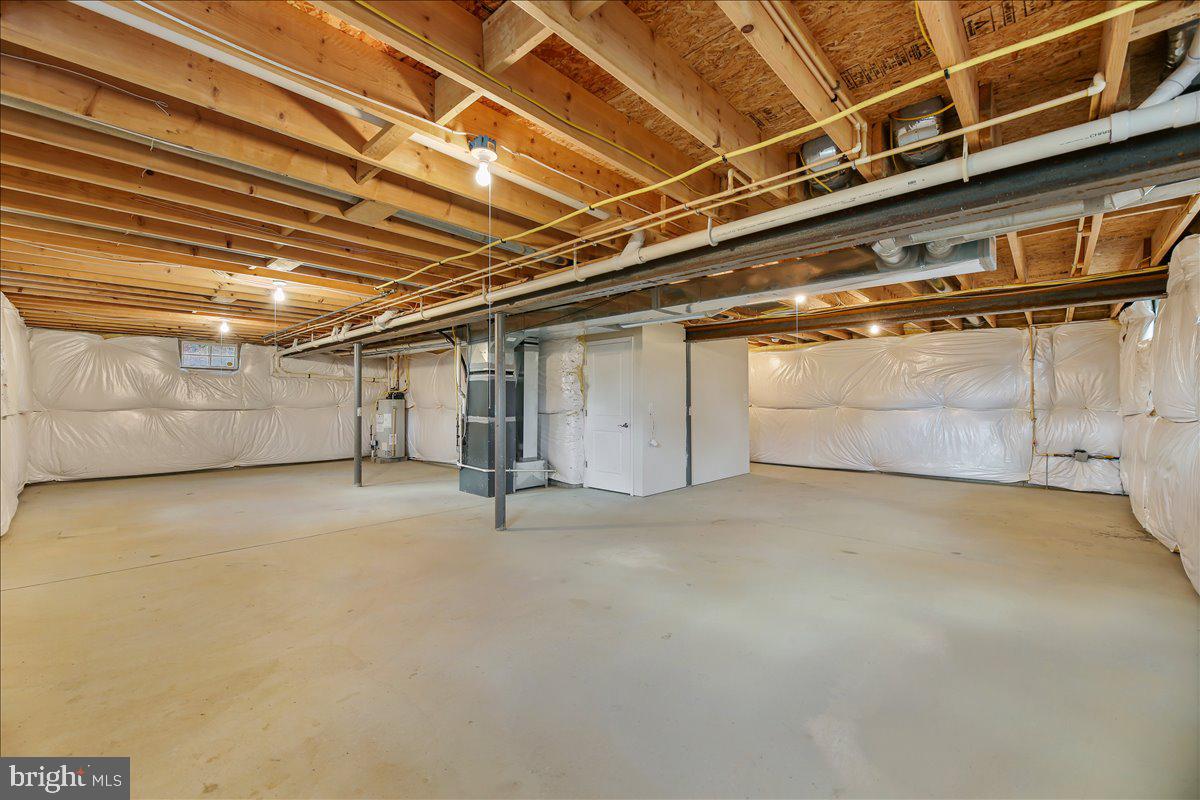 136 Kelly Driver Road Laurel Springs, NJ 08021 - Photo 31 of 35 a view of an empty room