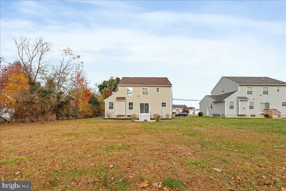 136 Kelly Driver Road Laurel Springs, NJ 08021 - Photo 35 of 35 a big house with a big yard and large trees