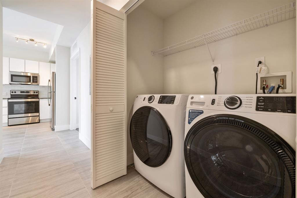 120 North Compass Way, Unit 338 Dania Beach, FL 33004 - Photo 8 of 40