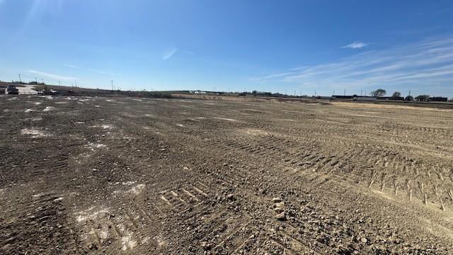 2824 Milam Road East Sanger, TX 76266 - Photo 11 of 15