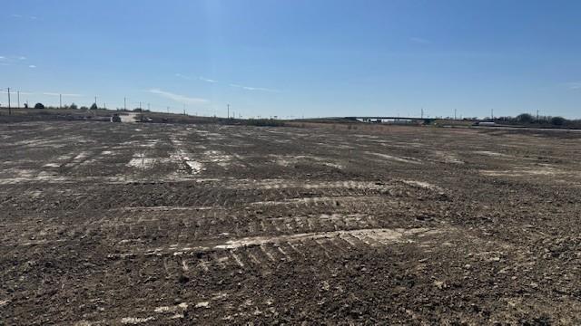 2824 Milam Road East Sanger, TX 76266 - Photo 9 of 15