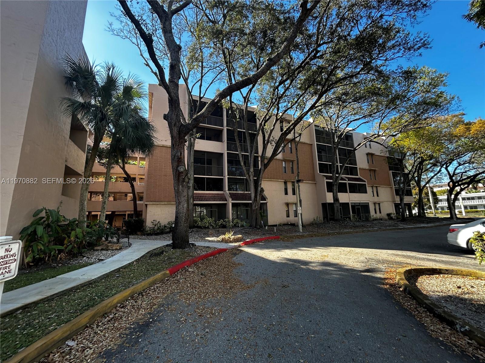 6800 Cypress Road, Unit 207 Plantation, FL 33317 - Photo 2 of 15