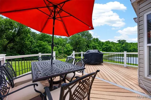 $550,000 | 8046 Knights Crossing Drive, O'Fallon, MO 63368