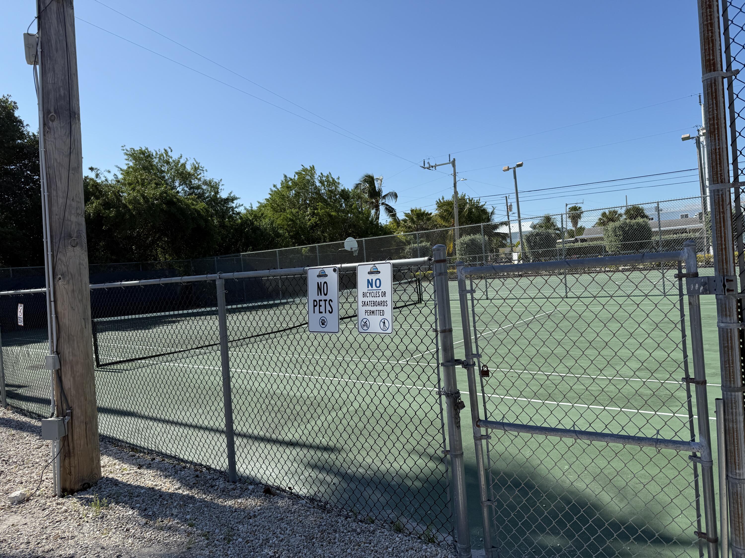 325 Calusa Street, Unit 393 Key Largo, FL 33037 - Photo 31 of 61 a view of a tennis court
