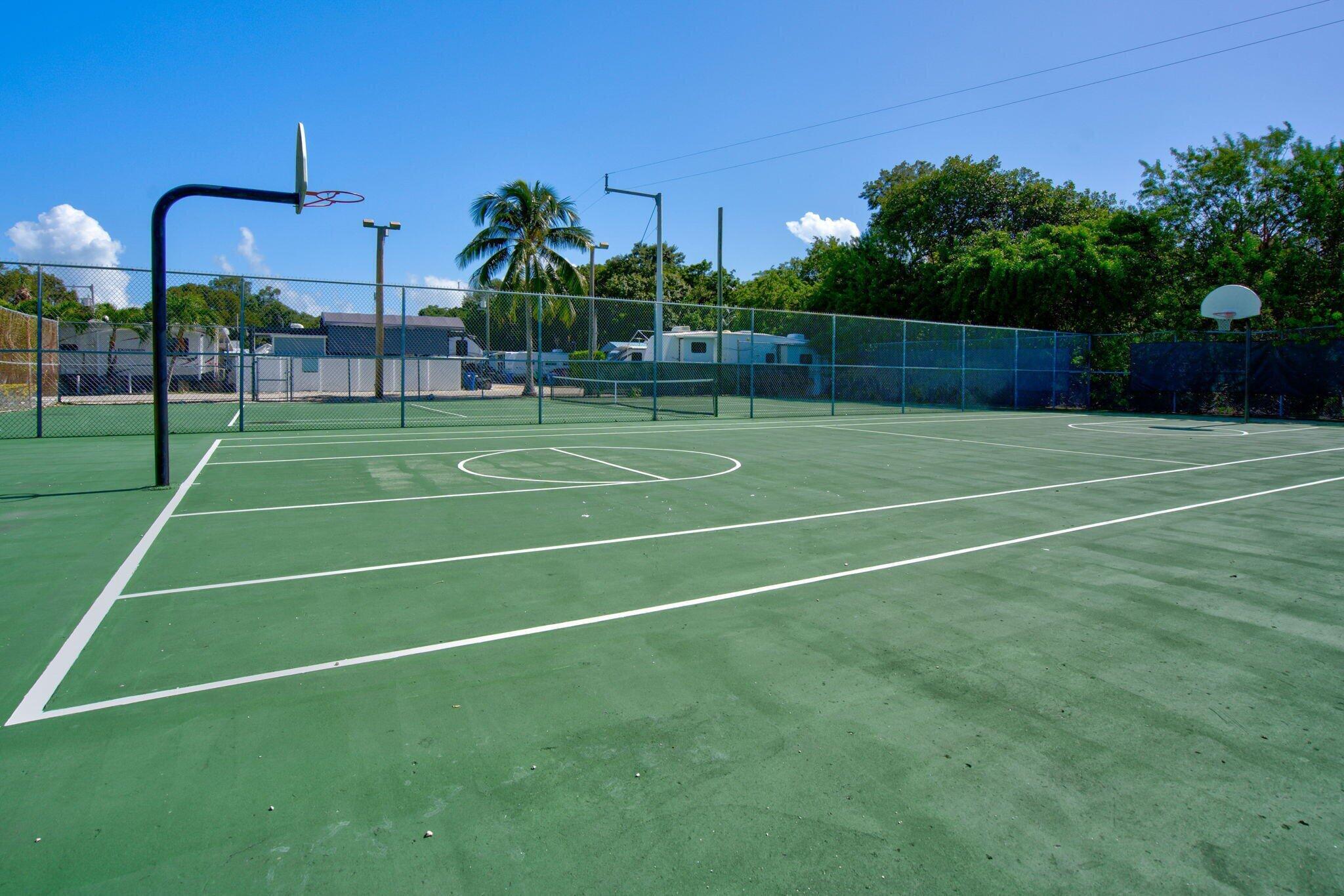 325 Calusa Street, Unit 393 Key Largo, FL 33037 - Photo 57 of 61 a view of a tennis court