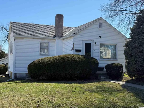 $72,000 | 1930 Adams Street, Quincy, IL 62301