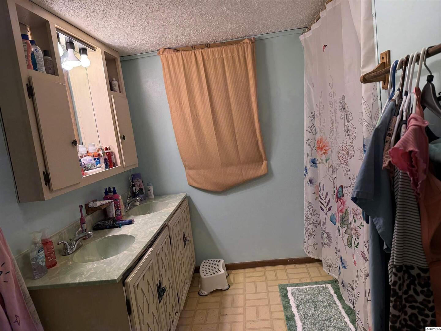 1930 Adams Street Quincy, IL 62301 - Photo 11 of 20