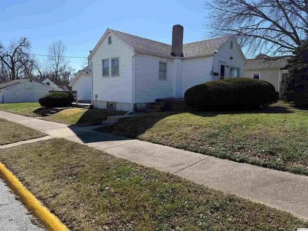 $72,000 | 1930 Adams Street, Quincy, IL 62301