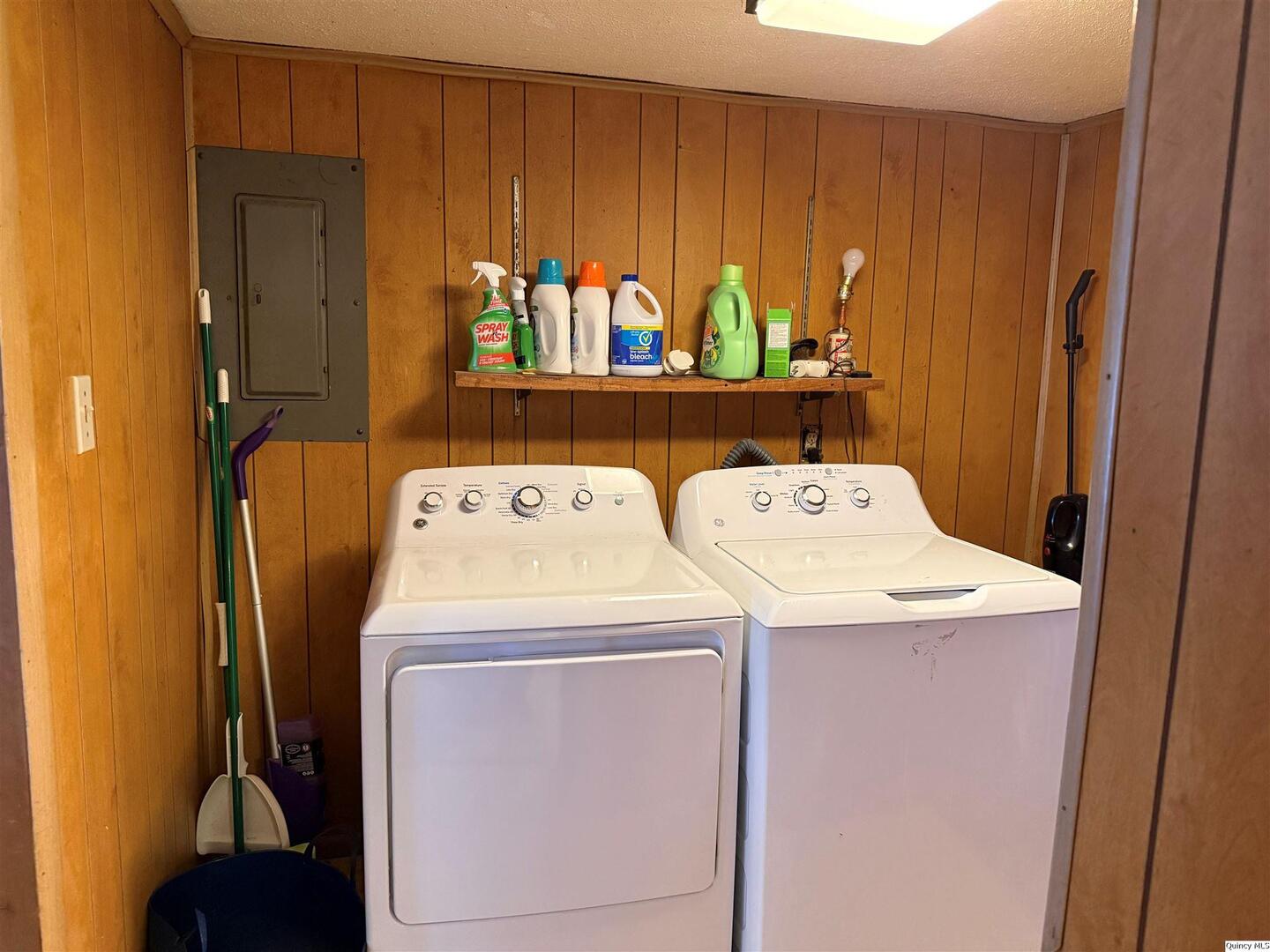 1930 Adams Street Quincy, IL 62301 - Photo 10 of 20