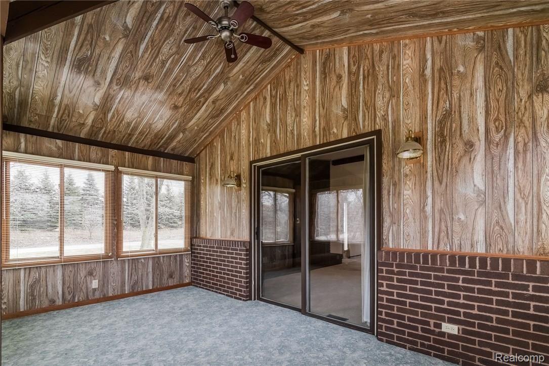 200 Mack Road Leonard, MI 48367 - Photo 10 of 42 Sunroom 2.jpg