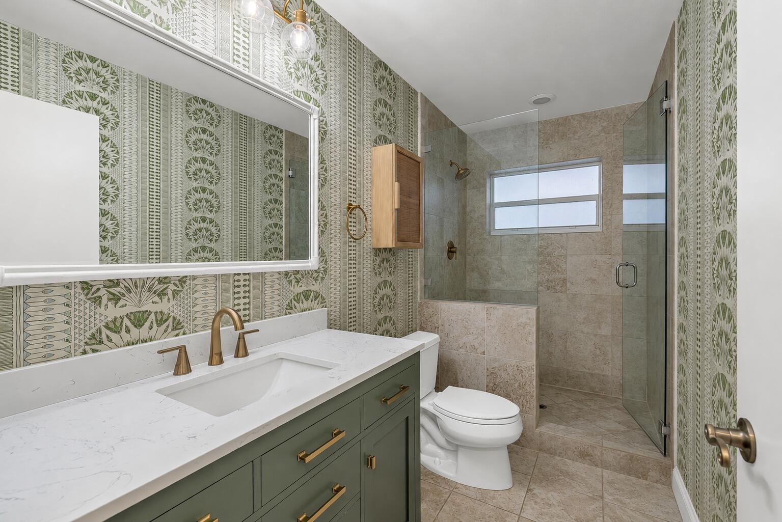 2010 Northeast 32nd Street Lighthouse Point, FL 33064 - Photo 12 of 21 Bathroom - 2