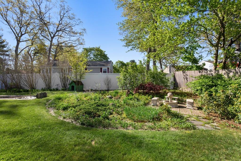 23 Meadow Road Northborough, MA 01532 - Photo 28 of 34 Gallery Image 28