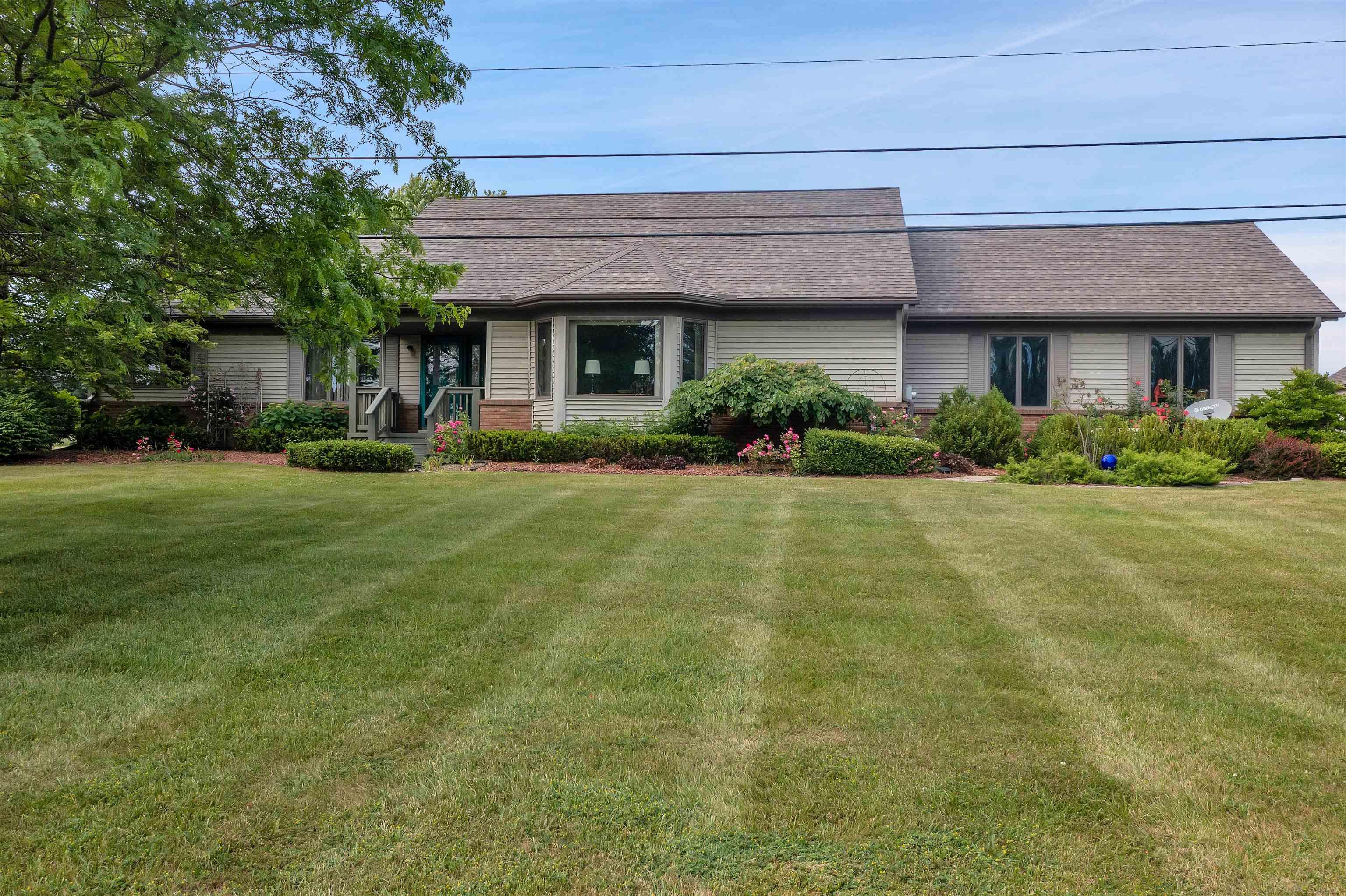 8849 34 Mile Road Romeo, MI 48065 - Photo 3 of 45 50113693-2.JPG