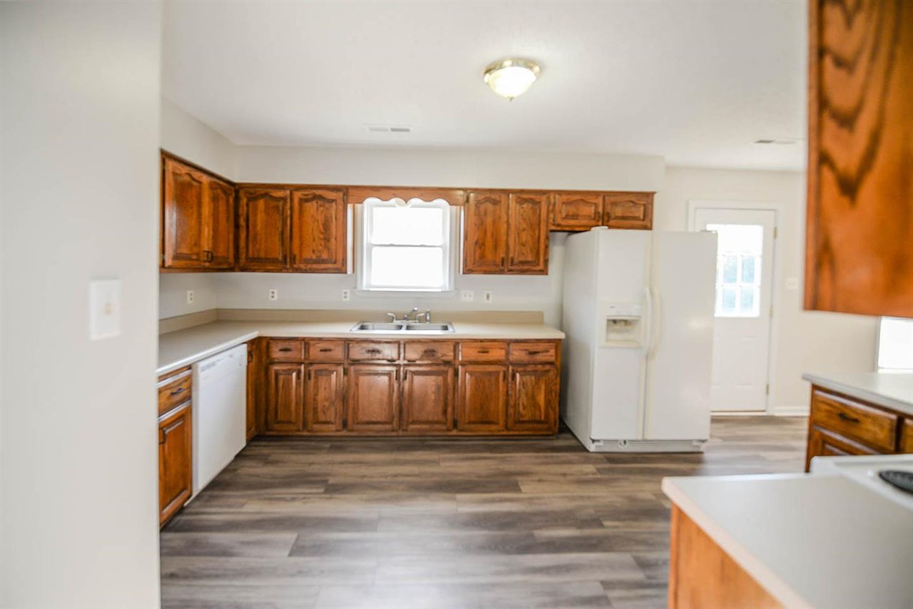 151 Ridgeway Lane Millington, TN 38053 - Photo 3 of 25 Gallery Image 3