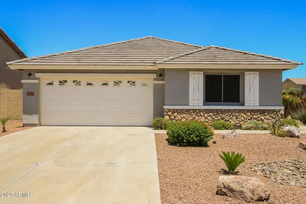 $2,170 | 1846 West Half Moon Circle, San Tan Valley, AZ 85144