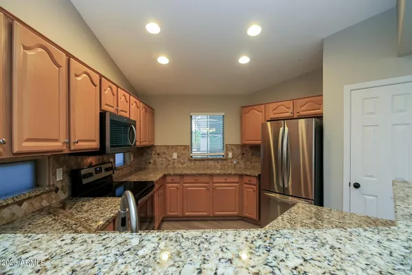 $2,170 | 1846 West Half Moon Circle, San Tan Valley, AZ 85144