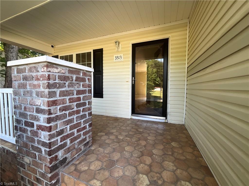 3313 Ridgeback Drive Winston-Salem, NC 27107 - Photo 7 of 34