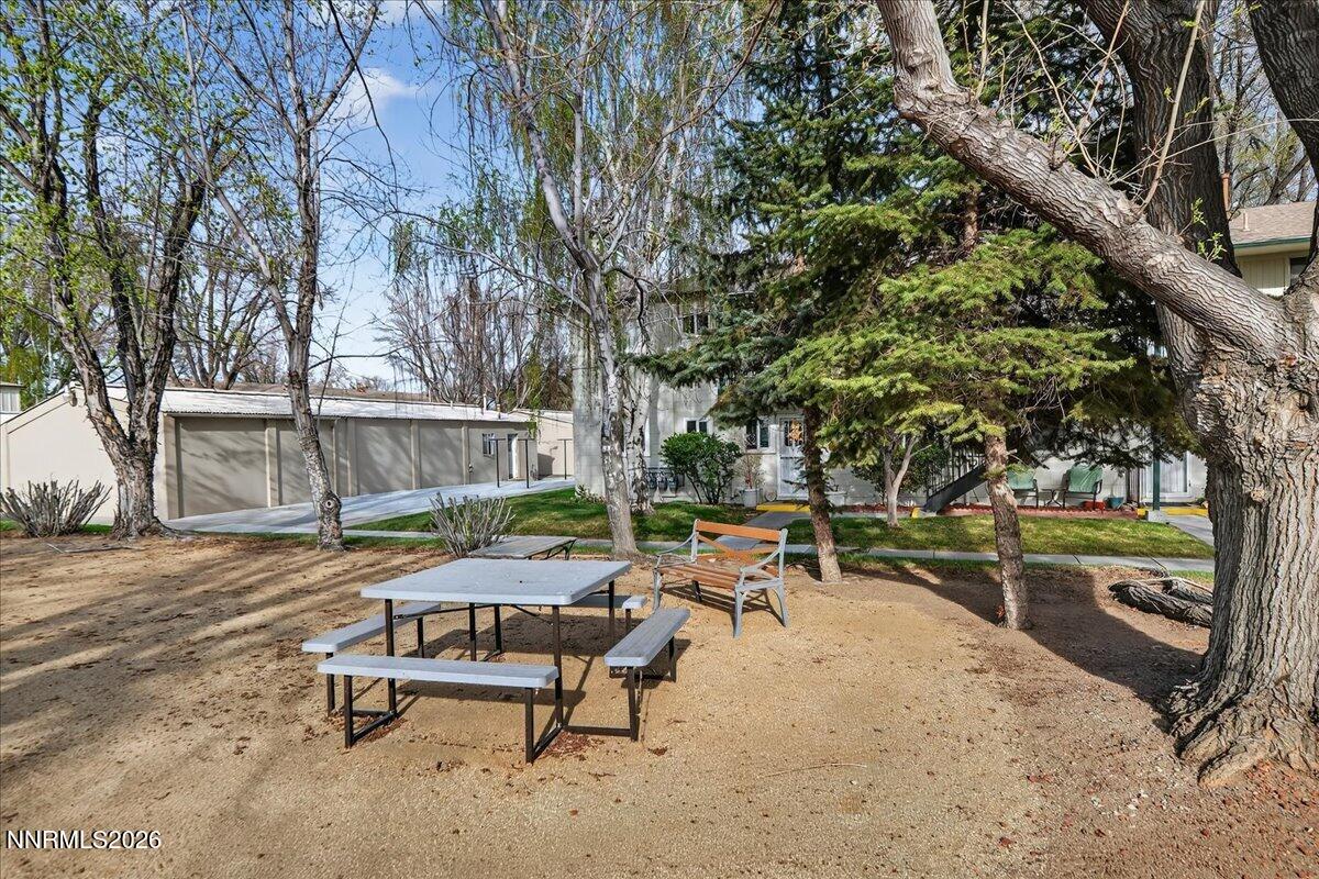 1945 4th Street, Unit 9 Sparks, NV 89431 - Photo 26 of 29 Picnic Area