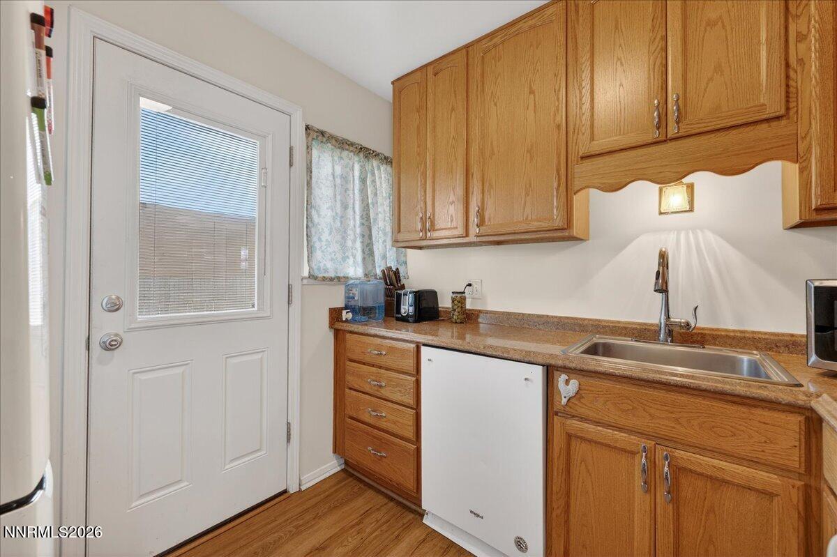 1945 4th Street, Unit 9 Sparks, NV 89431 - Photo 10 of 29 Kitchen/Back Access