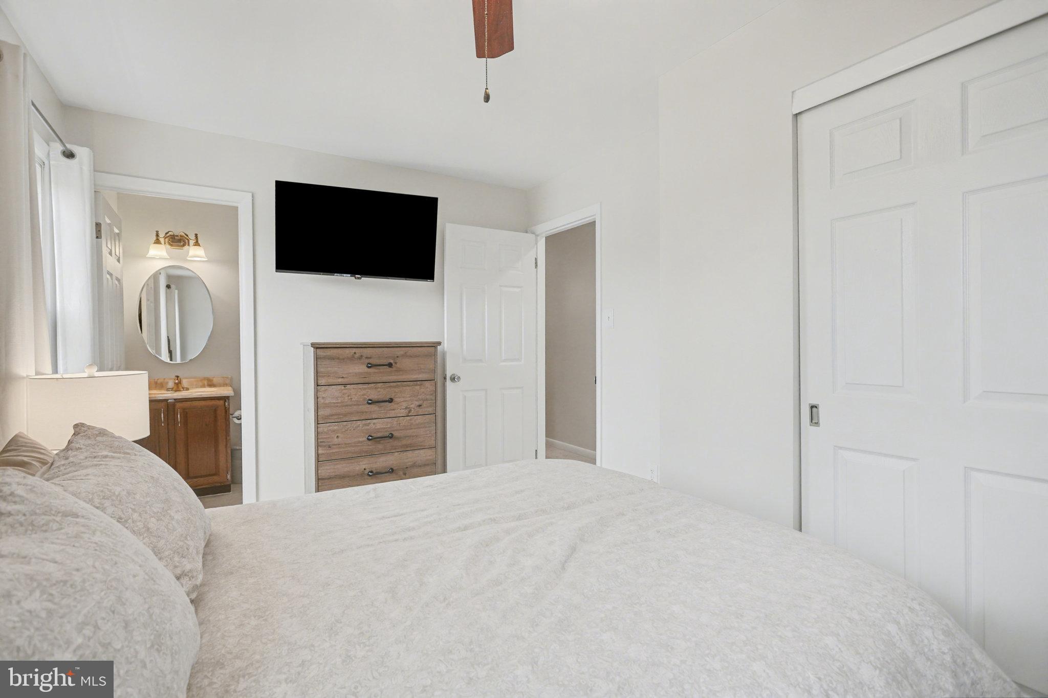 7 Meadow Lane Hanover, PA 17331 - Photo 13 of 31 a view of a livingroom with a television