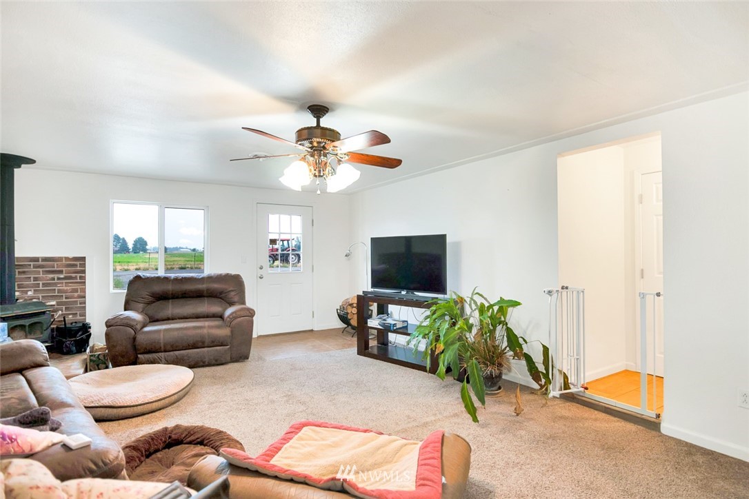 6453 Jonathan Road Northeast Moses Lake, WA 98837 - Photo 16 of 34 Gallery Image 16
