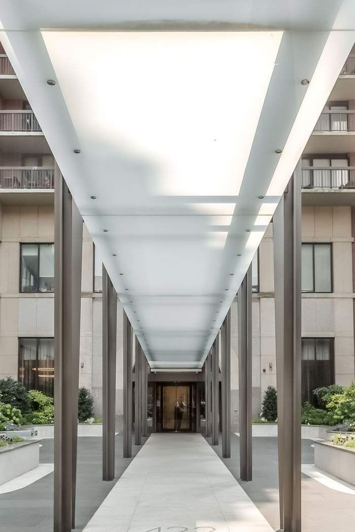 422 East 72nd Street, Unit 33A Manhattan, NY 10021 - Photo 13 of 18 a view of living room with furniture