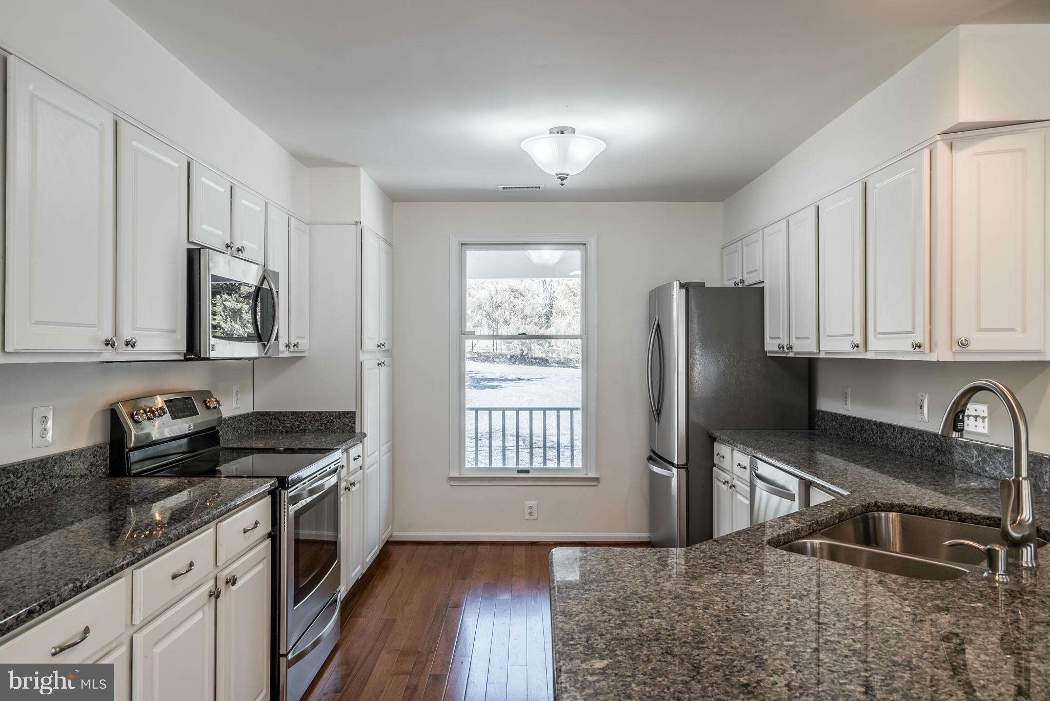 8575 Green Road Warrenton, VA 20187 - Photo 12 of 30 Kitchen