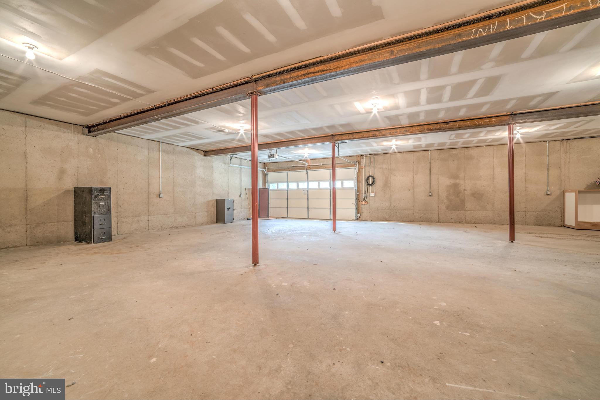 8575 Green Road Warrenton, VA 20187 - Photo 24 of 30 Expansive Garage