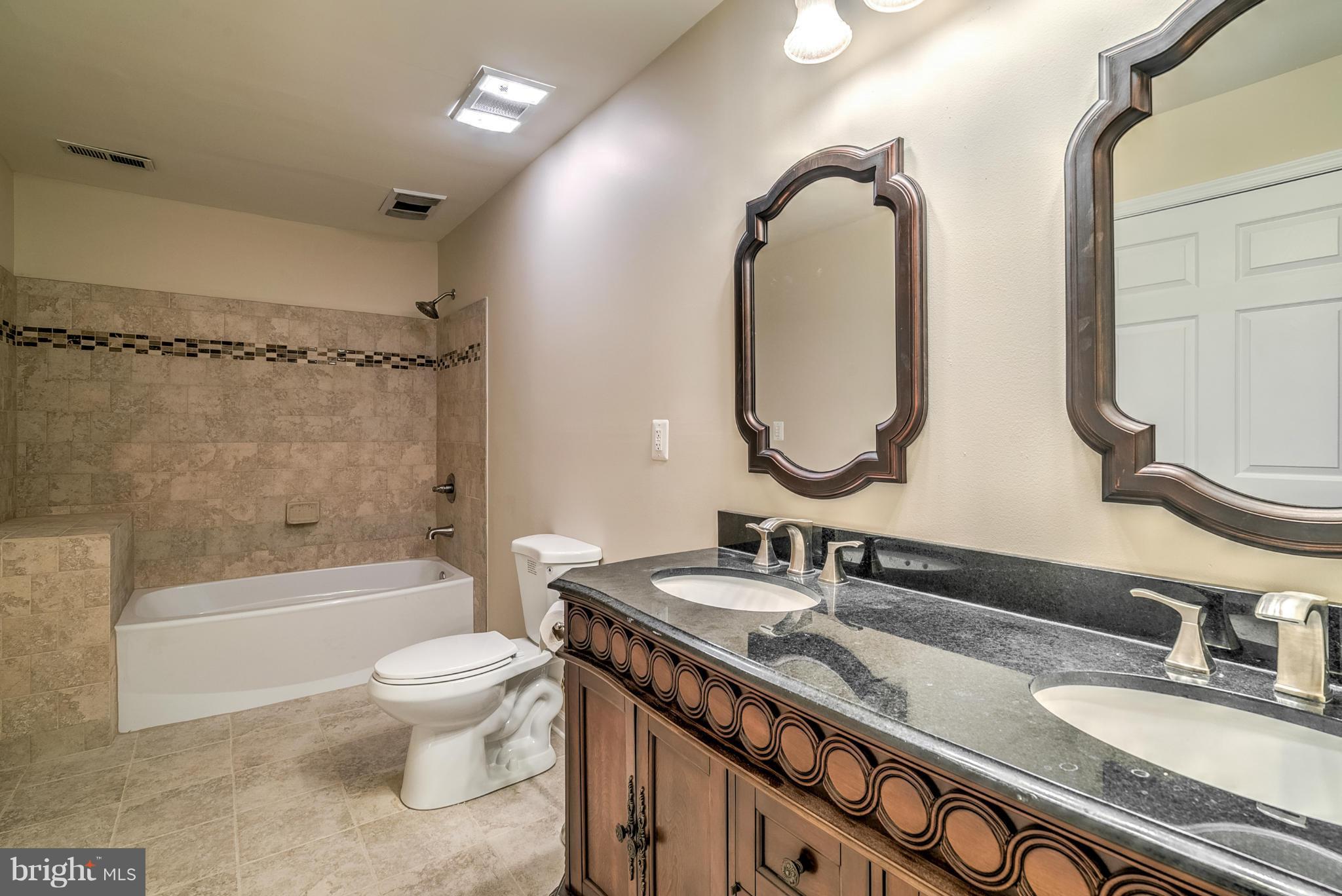 8575 Green Road Warrenton, VA 20187 - Photo 8 of 30 Bath (Master)