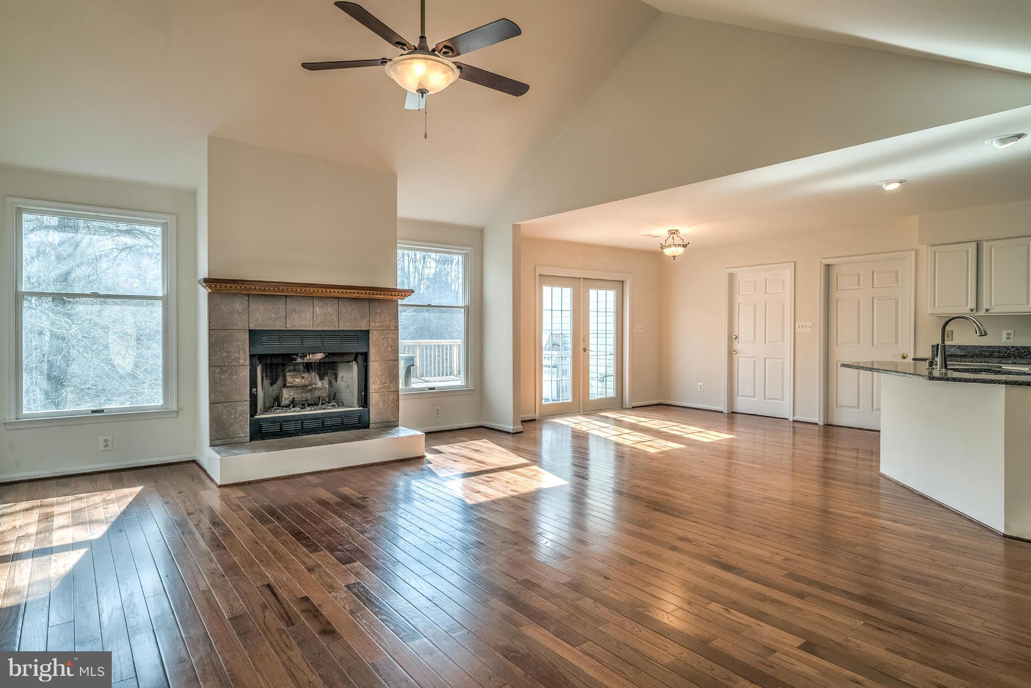 8575 Green Road Warrenton, VA 20187 - Photo 10 of 30 Family Room