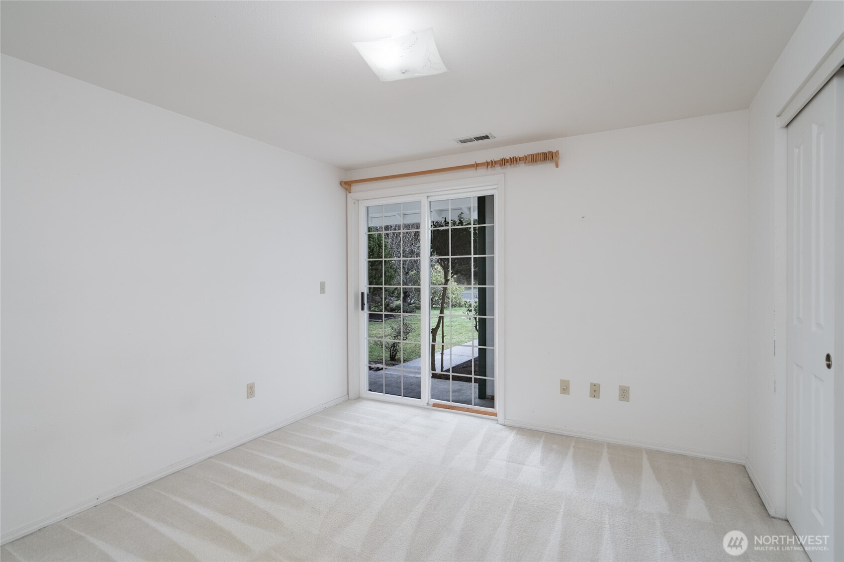 2219 13th Street Anacortes, WA 98221 - Photo 20 of 28