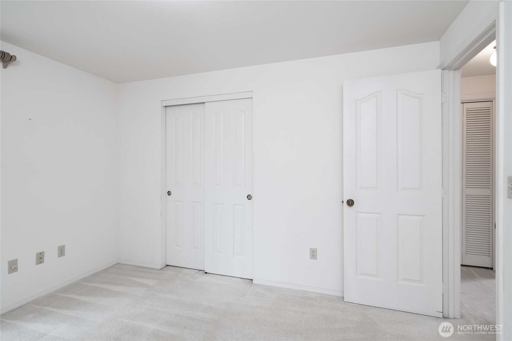 2219 13th Street Anacortes, WA 98221 - Photo 21 of 28