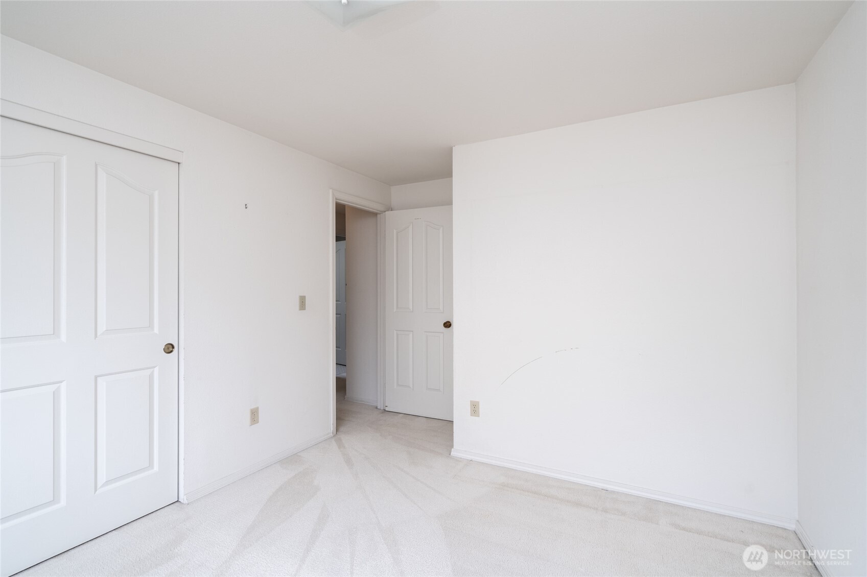 2219 13th Street Anacortes, WA 98221 - Photo 23 of 28