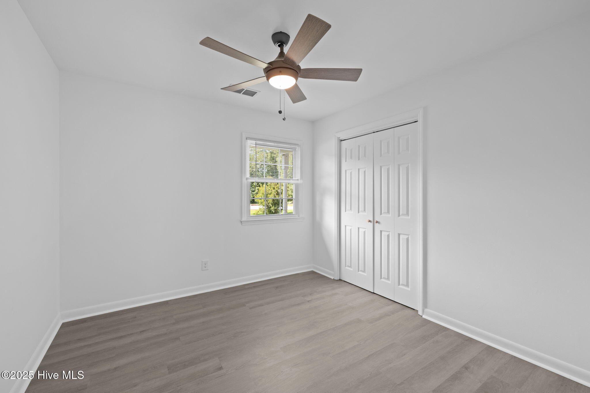 119 Riverside Drive Havelock, NC 28532 - Photo 22 of 41 Guest Bedroom 3